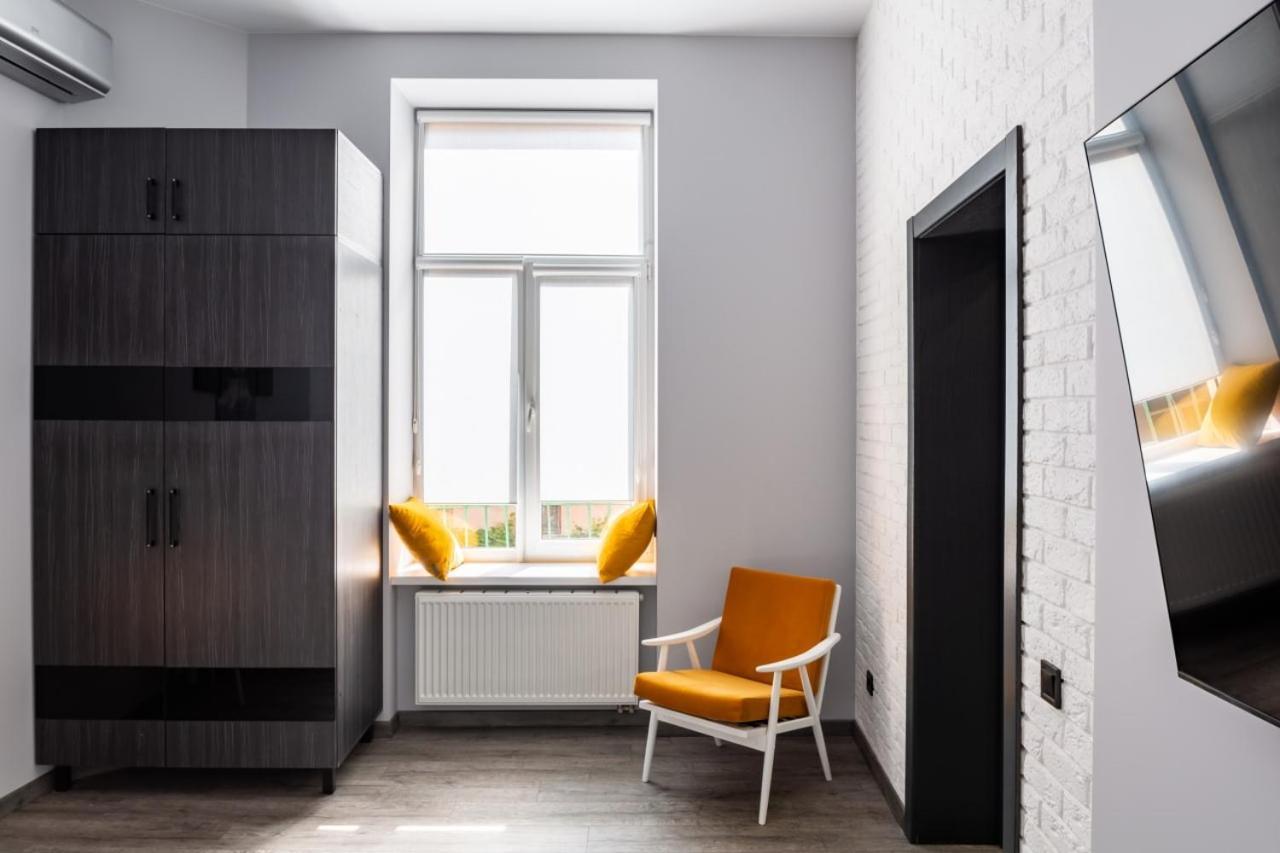 Stylish Apartment In The Center 리비프 외부 사진